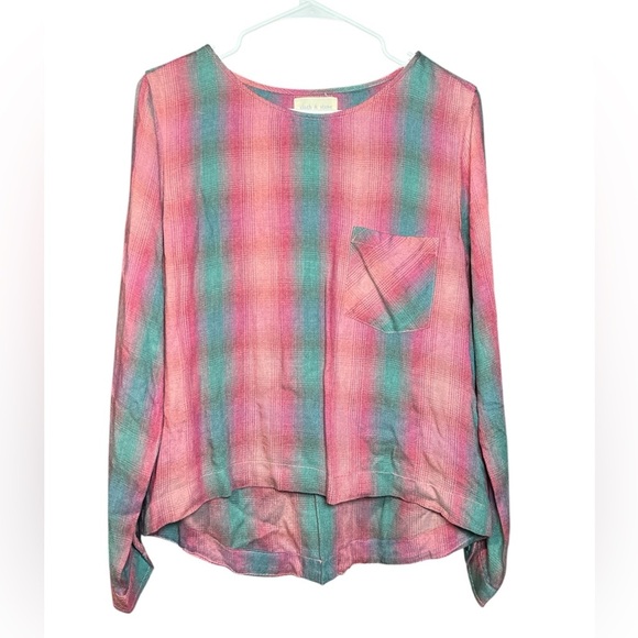 cloth & stone Tops - Cloth & Stone Multicolor plaid  Long Sleeve lace back Top